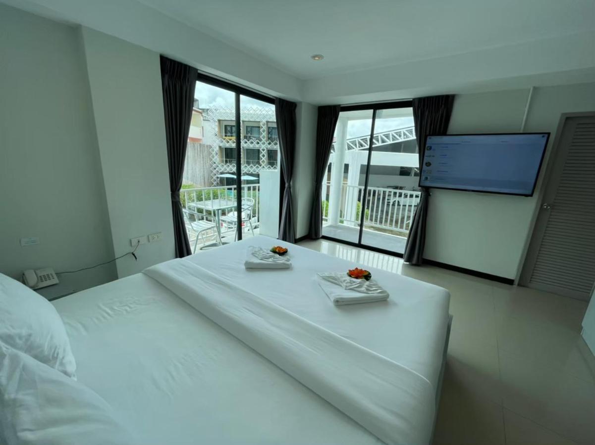 White * Phuket