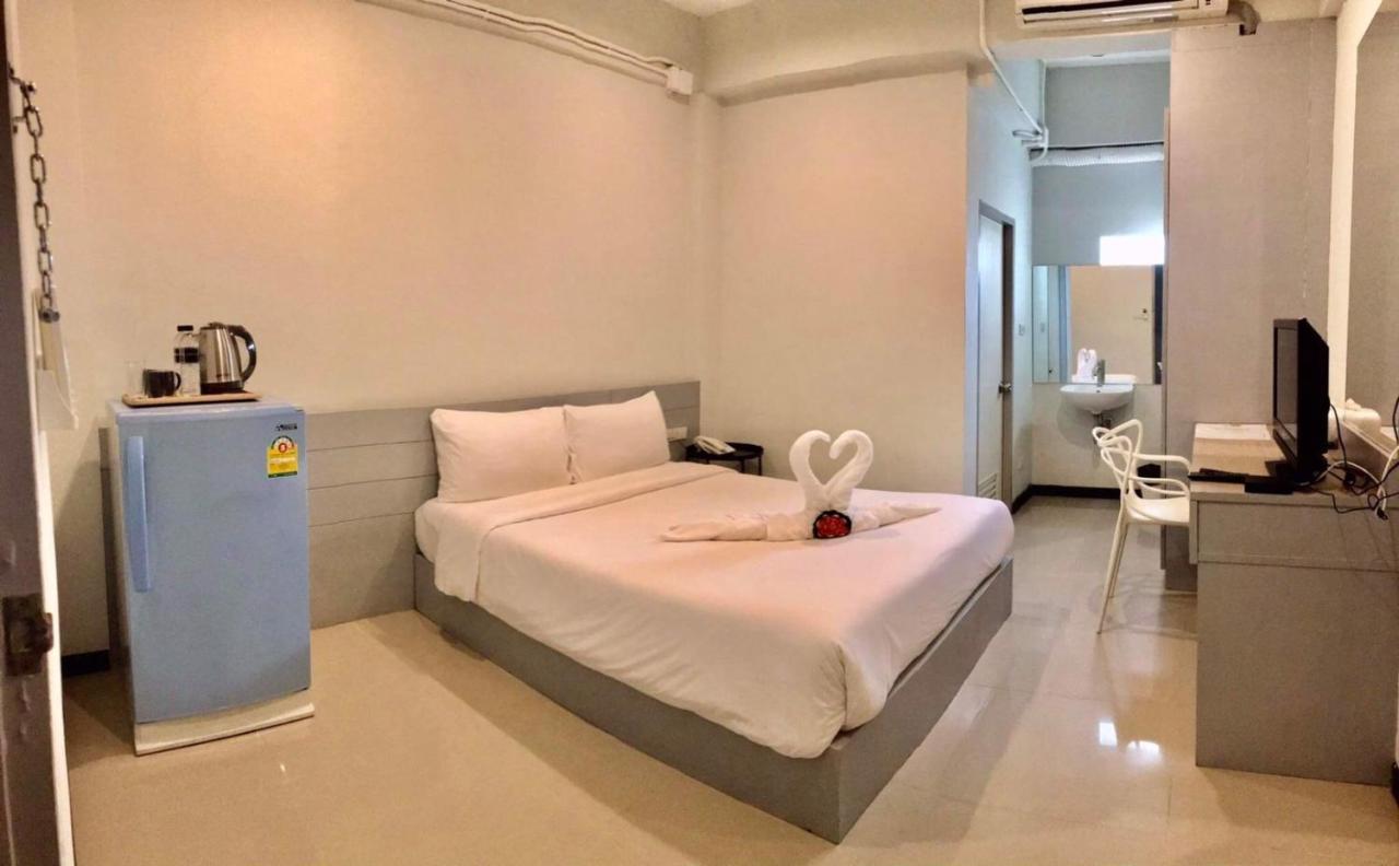 White Apartment Phuket