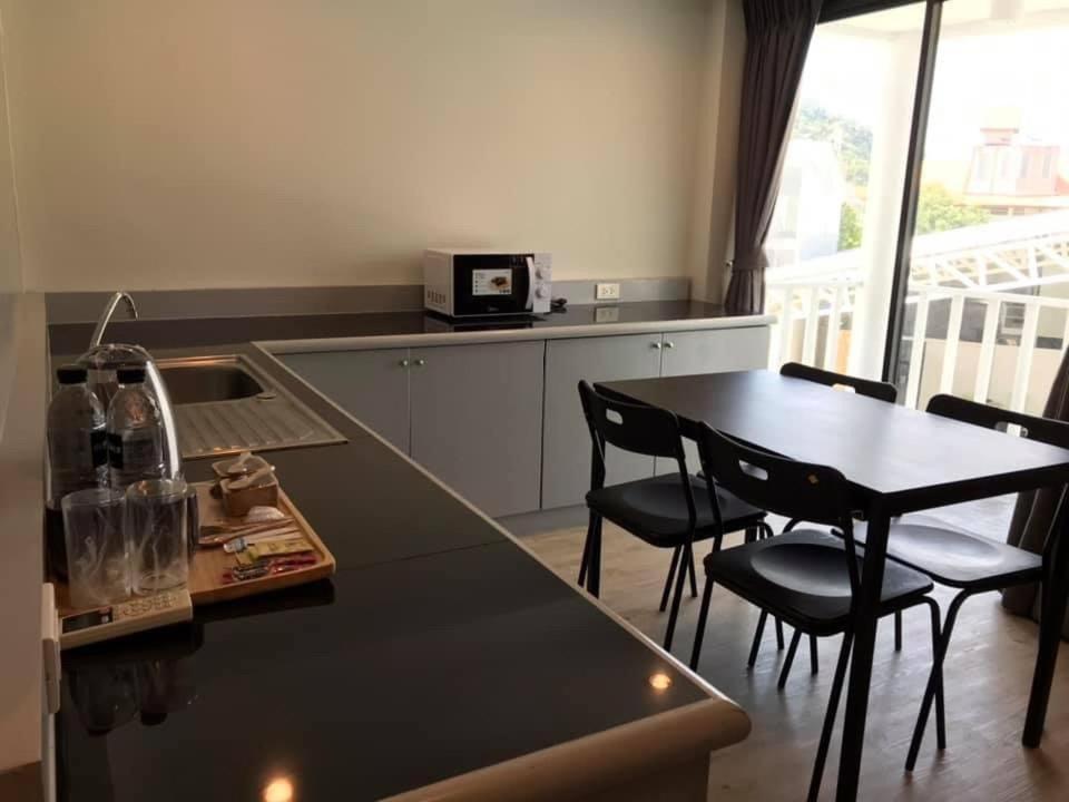 White Apartment Phuket